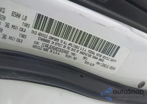 2013 Jeep Grand Cherokee Laredo z USA, uszkodzony, nr VIN 1C4RJEAG0DC632465